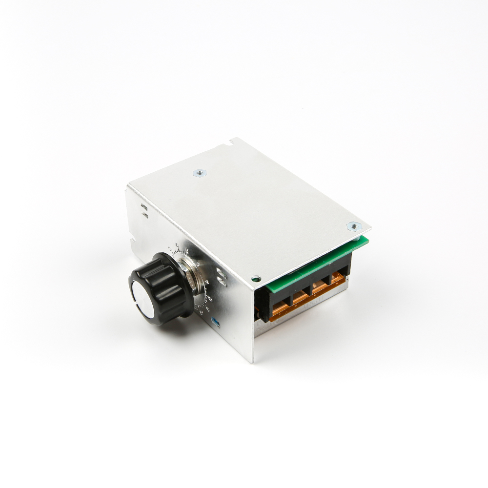 Регулятор напряжения в корпусе, 4000Вт